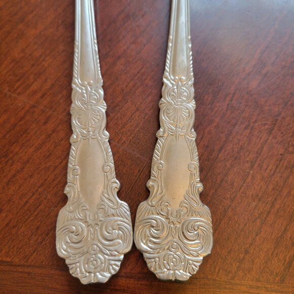 Vintage Reed & Barton Rennesaince Salad Serving Spoon & Fork Set Ornate Design - Picture 2 of 5